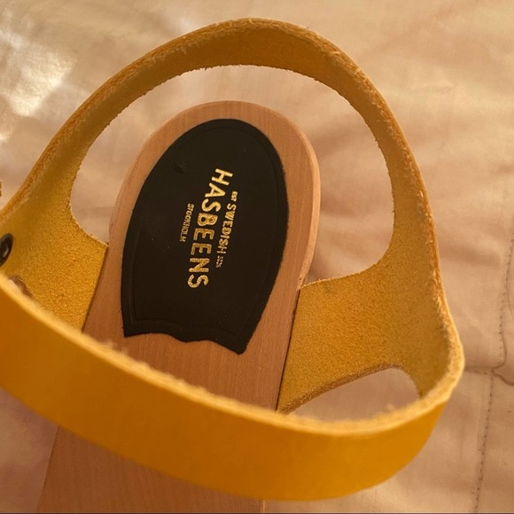 Swedish Hasbeens Women's Yellow Tanja Leather Clog Sandal - Picture 3 of 6